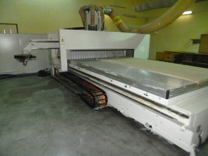 Centrum obróbcze CNC Accord 30 FX