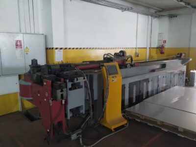 Automatyczna giętarka trzepieniowa do rur CNC