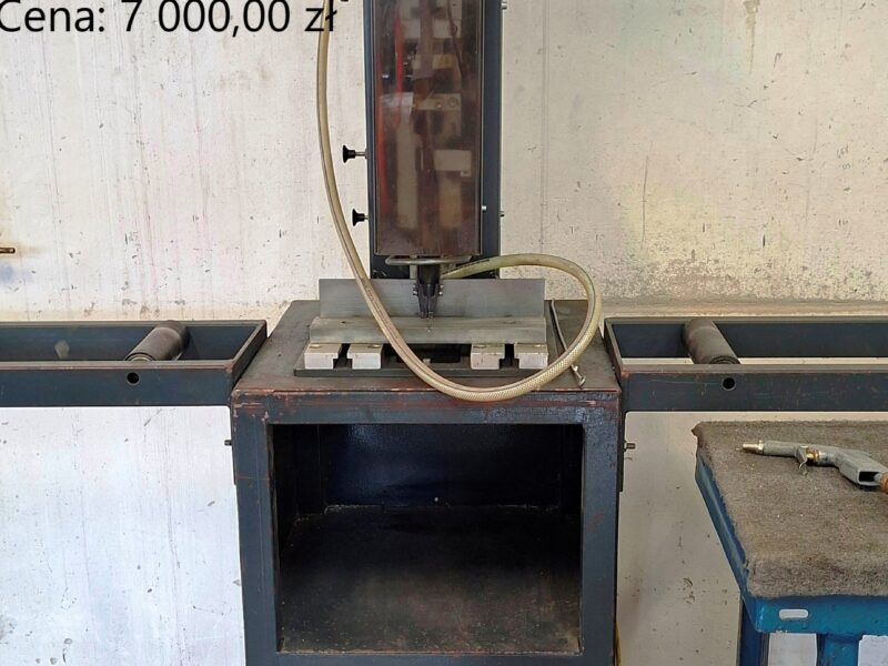 Wkrętarka do wzmocnień profili