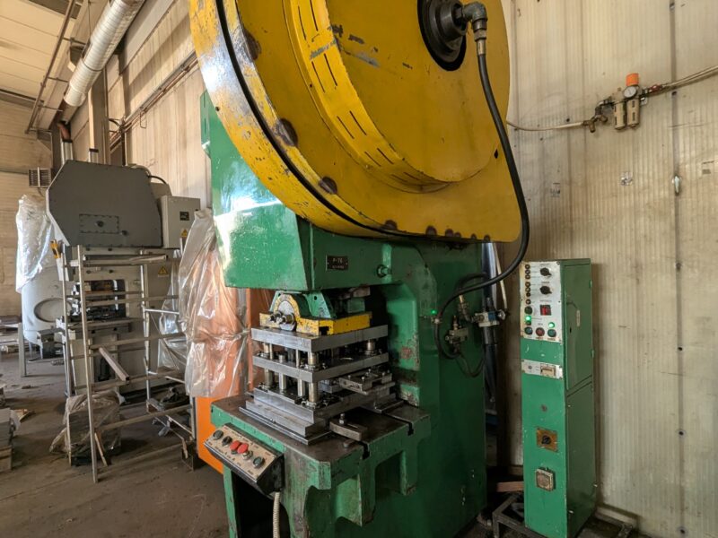 Prasa mimośrodowa 63t M3 VAPTSAROV PE 63