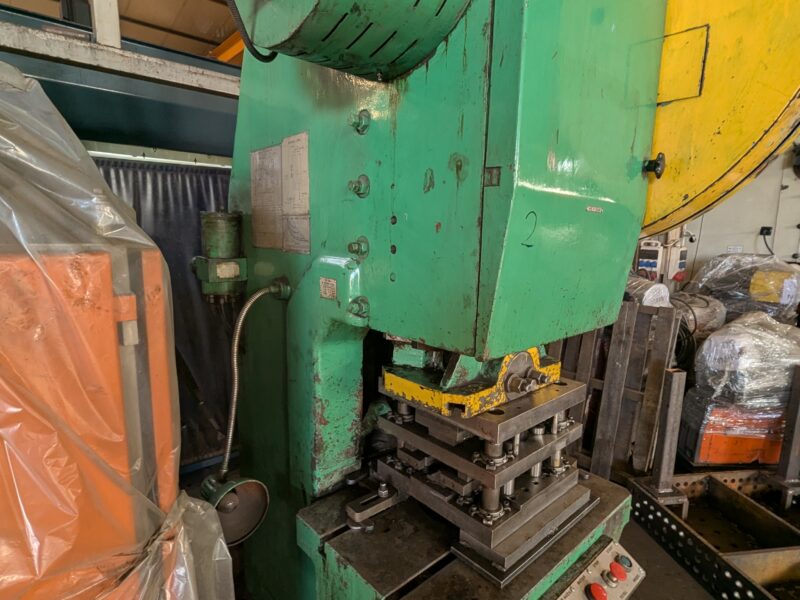 Prasa mimośrodowa 63t M3 VAPTSAROV PE 63