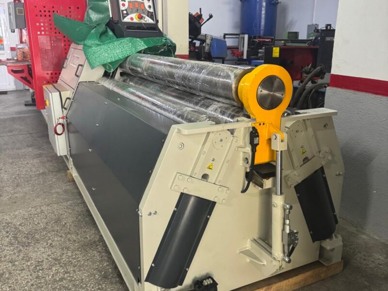 Cylindryczna giętarka do metalu