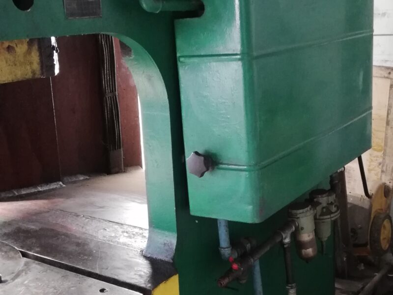 Prasa mimośrodowa PMS 160A