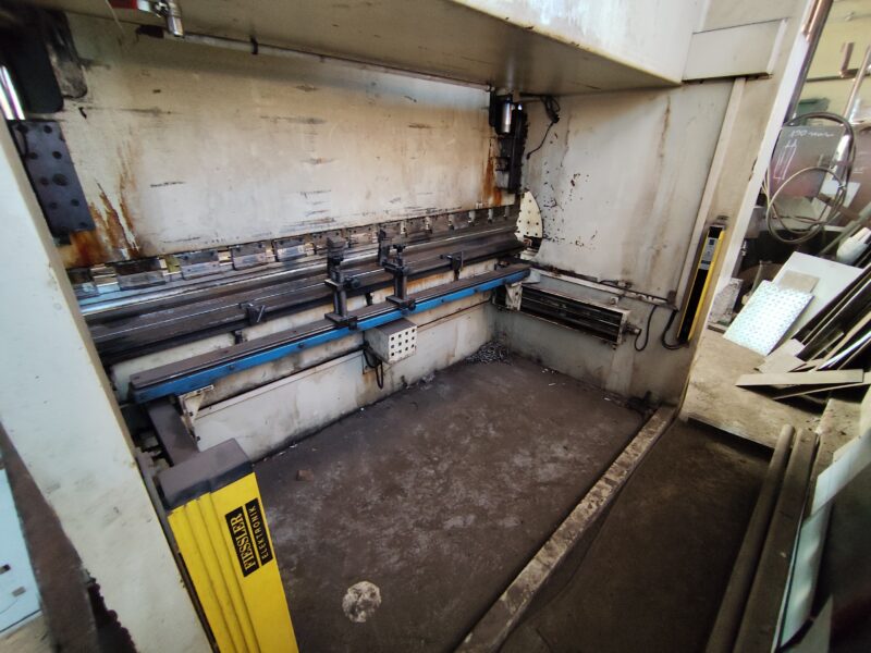 Prasa krawędziowa CNC ERMAKSAN HAP 3100-200 | 200 ton | 3,1m