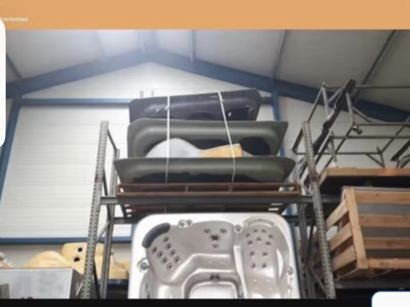 Maszyna do produkcji zderzaków aut oraz Jacuzzi