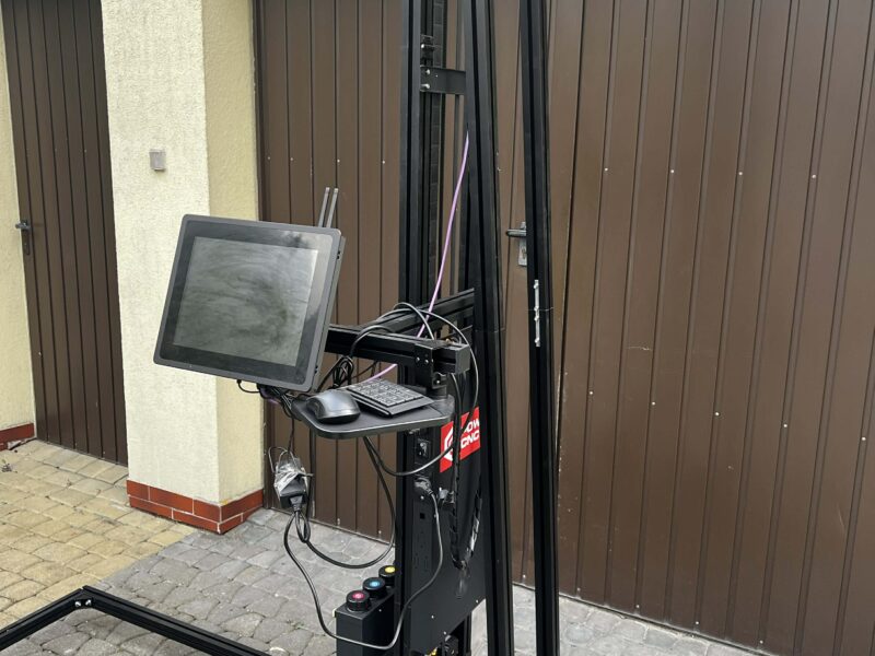 Drukarka UV do ścian i powierzchni pionowych model TPP1000-1