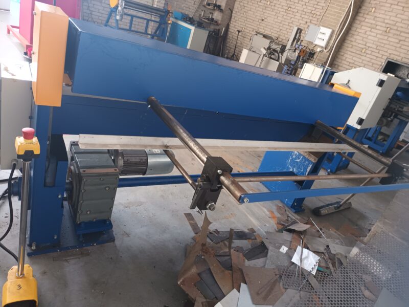 Gilotyna mechaniczna do blachy ‘’MAAD’’