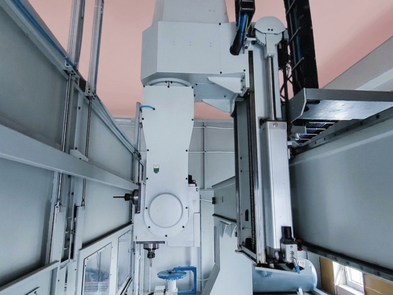 CNC FANUM SIGMA 6-osiowe centrum obróbcze